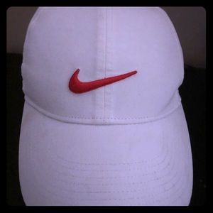 Nike women’s hat